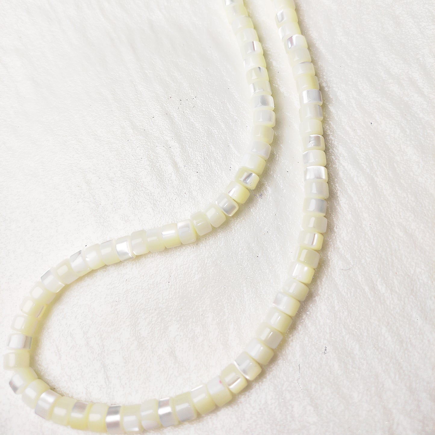 N6 Trochus Shell MOP White