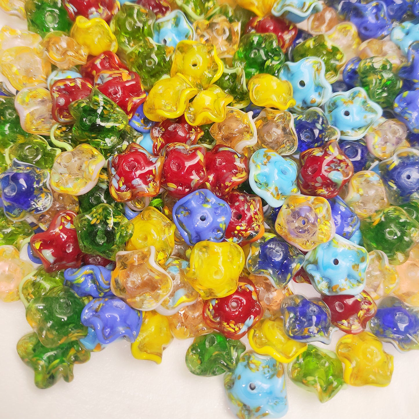 [005] Handmade Lampwork Ruffle Flower