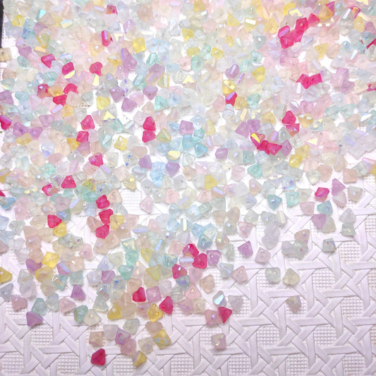 [190] Frosted Triangle Mix 6mm