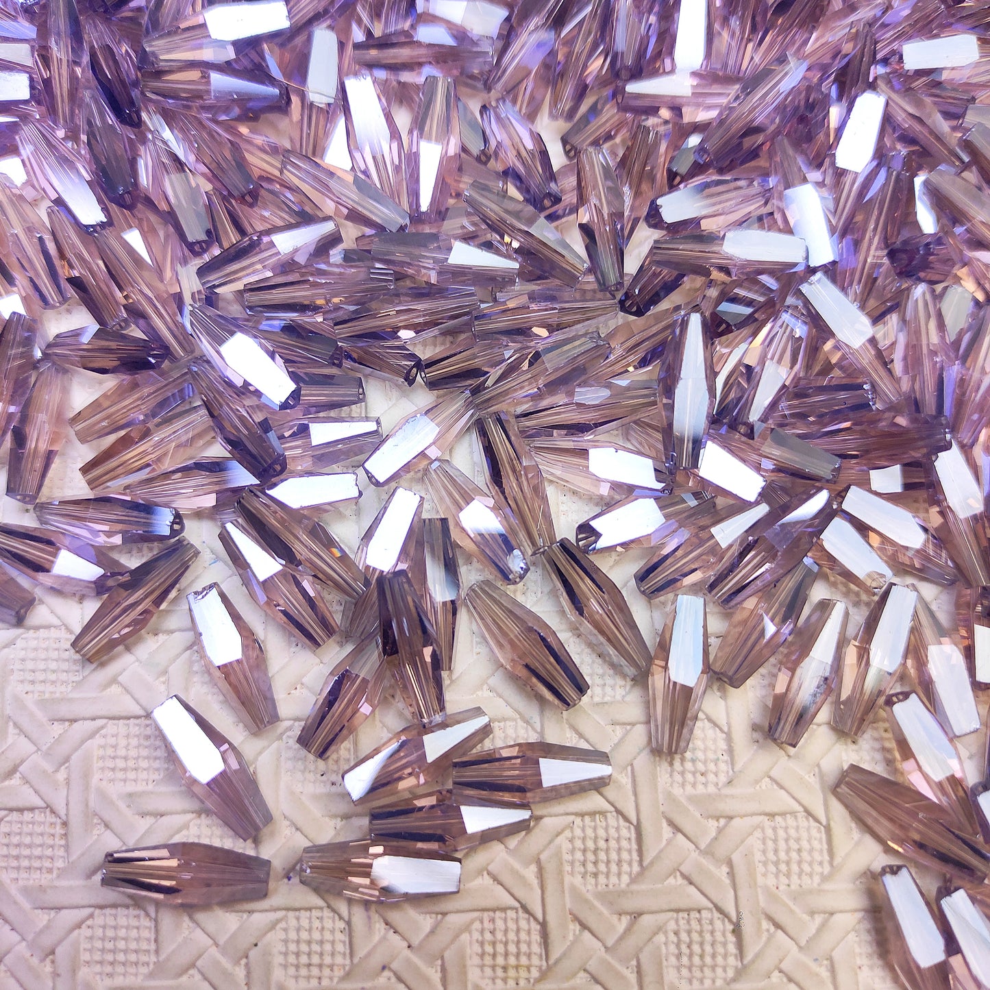 [232] Crystal Smoky Lilac Taper