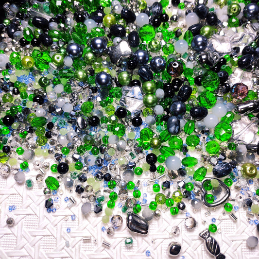 [236] Mix in Live Green Shadow