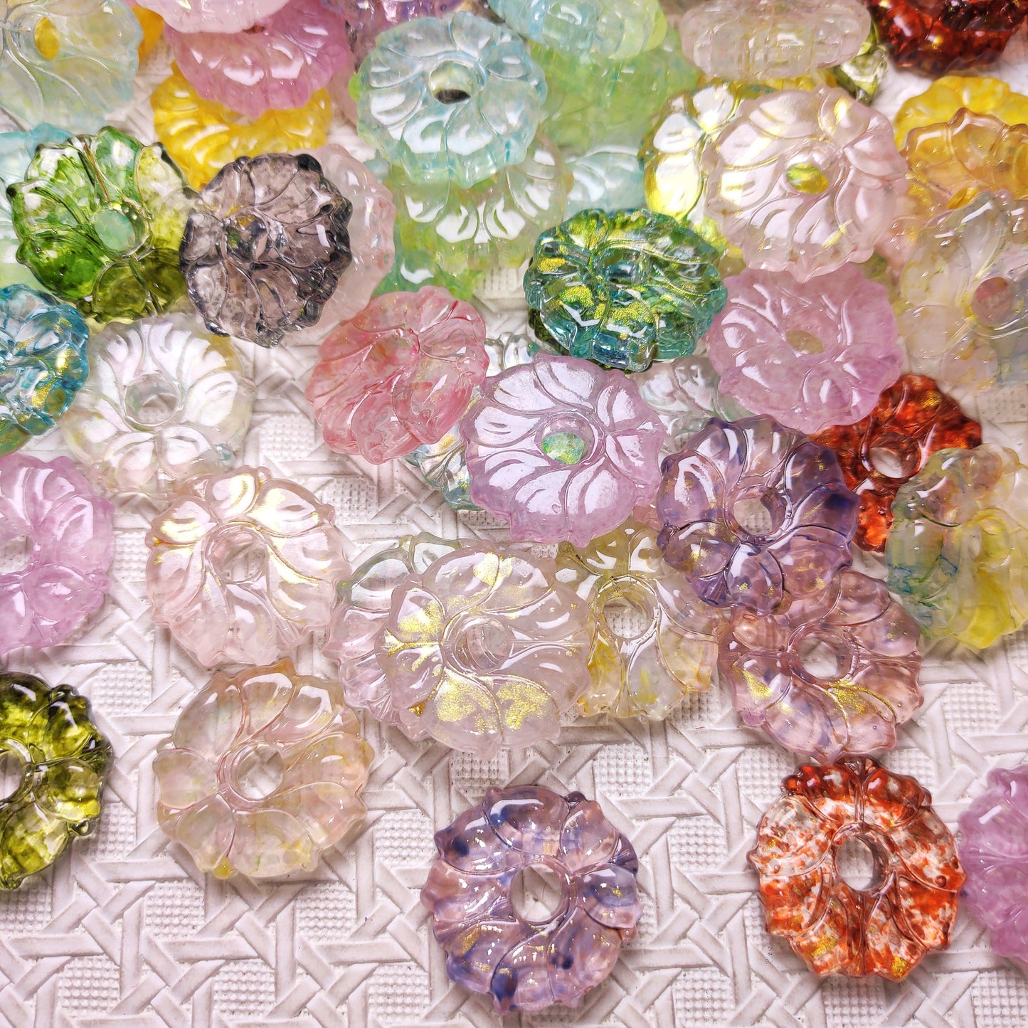 [197] Glass Glitter Lotus