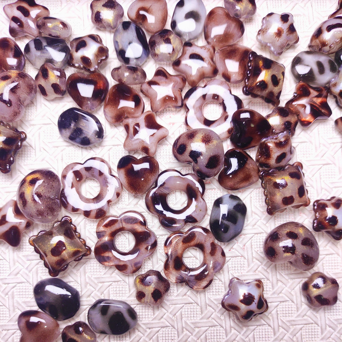 [200] BOGO-Acrylic Leopard Mix