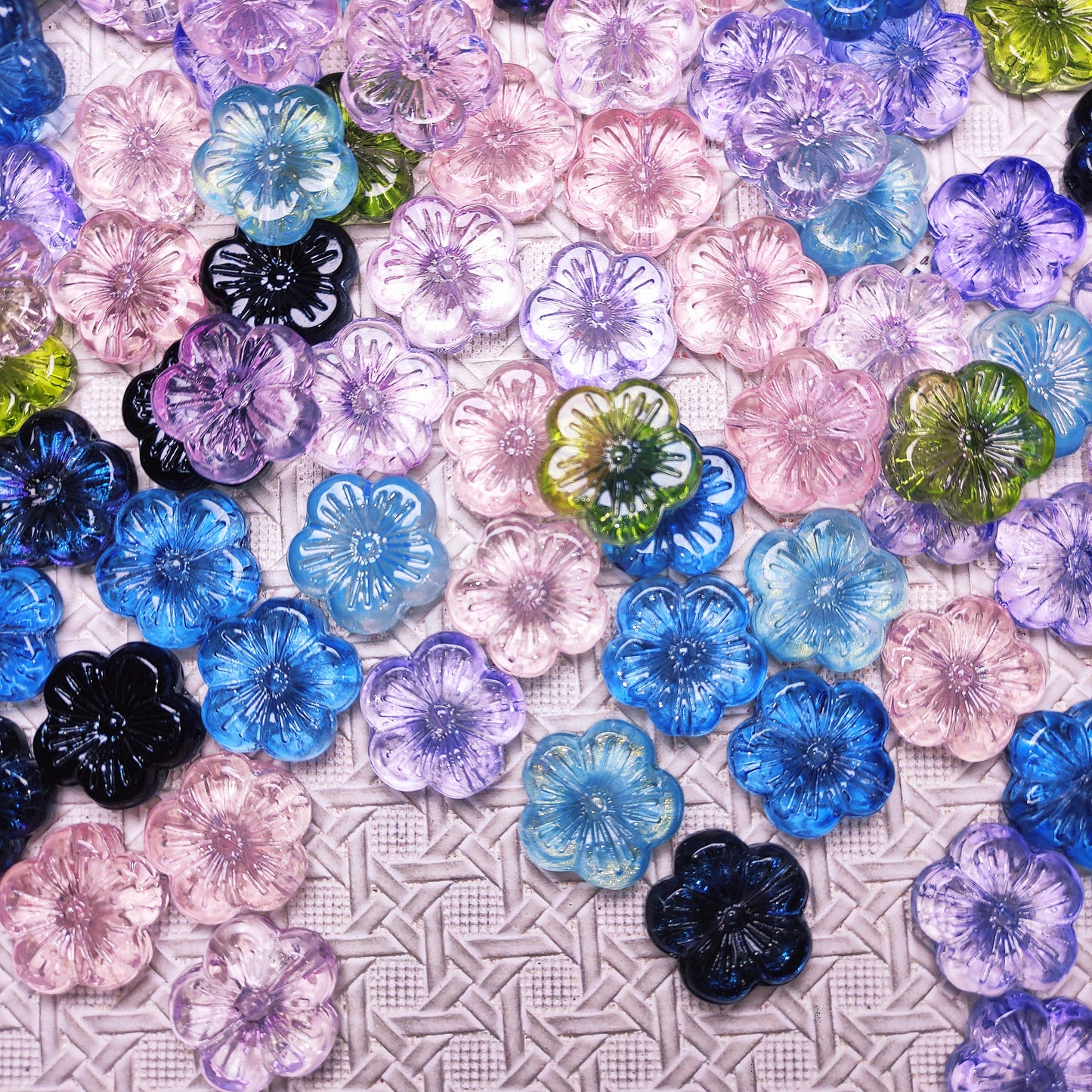 [012] Glass Flower Mix