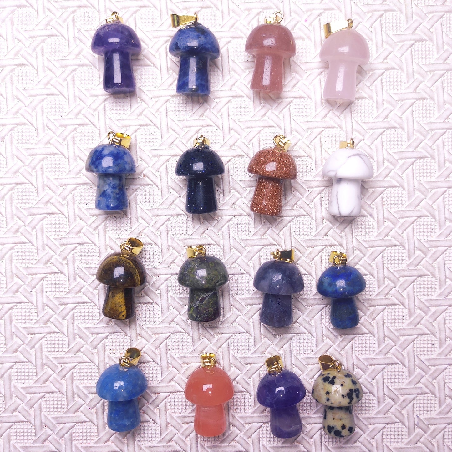[327] Crystal Marshroom Pendants 15*20mm