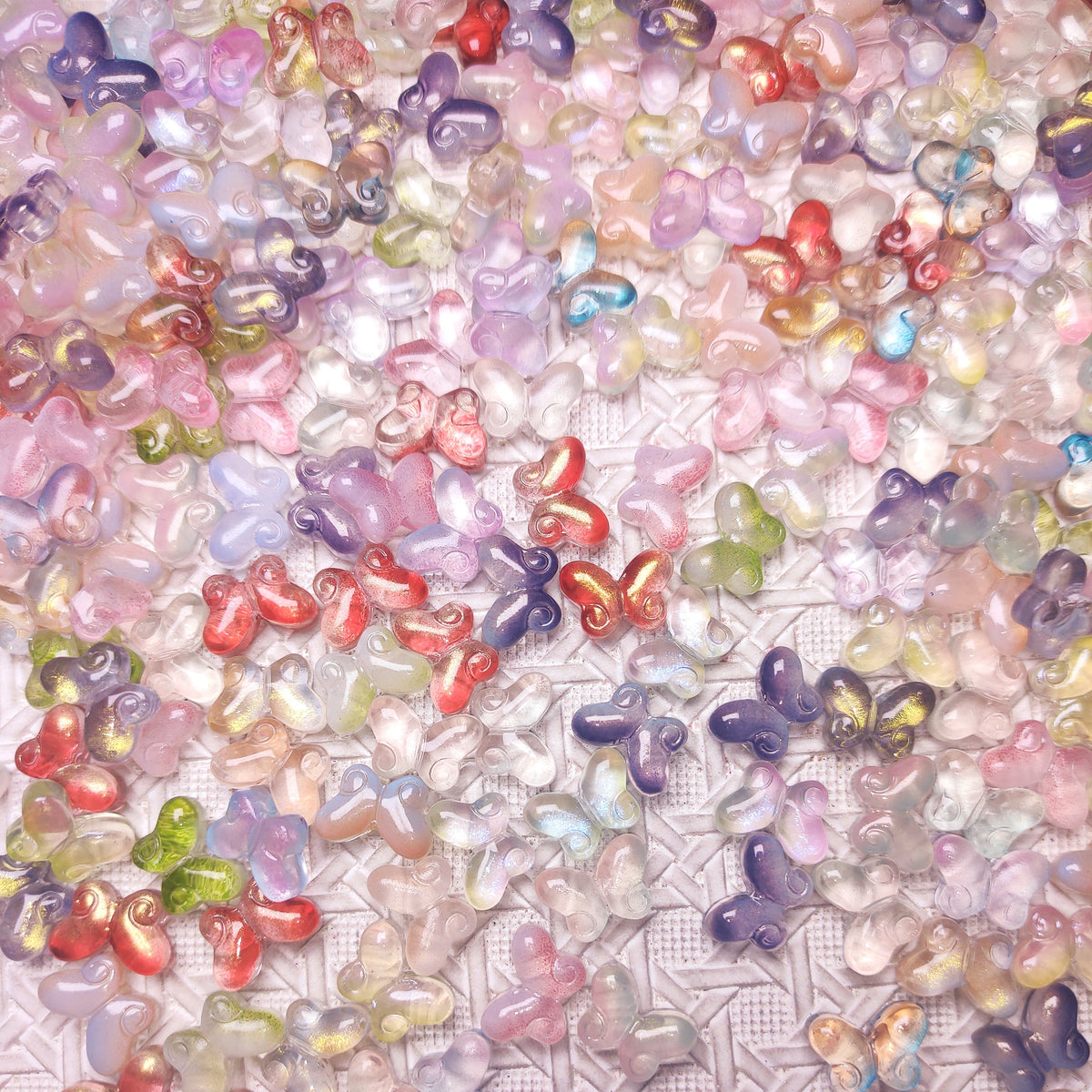 [331] Glass Small Butterfly  Mix 10*14mm