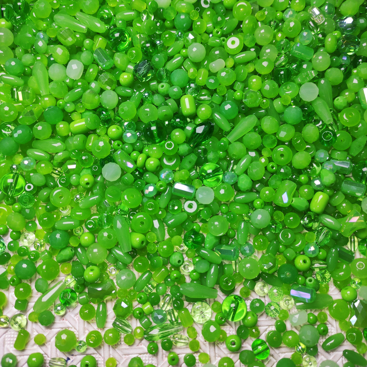 [337] Glass & Crystal Lime Green Mix
