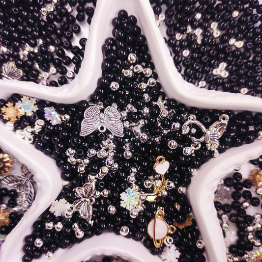 Mix Black Butterfly 4mm